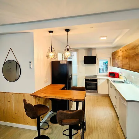 Plushomes | El Anden De Garrido Apartment *
